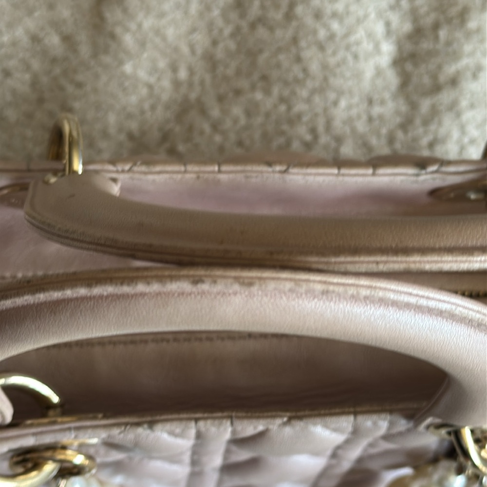 Dior Medium Lady Bag in pink  lambskin leather with Cannage stitching - Picture 12 of 16